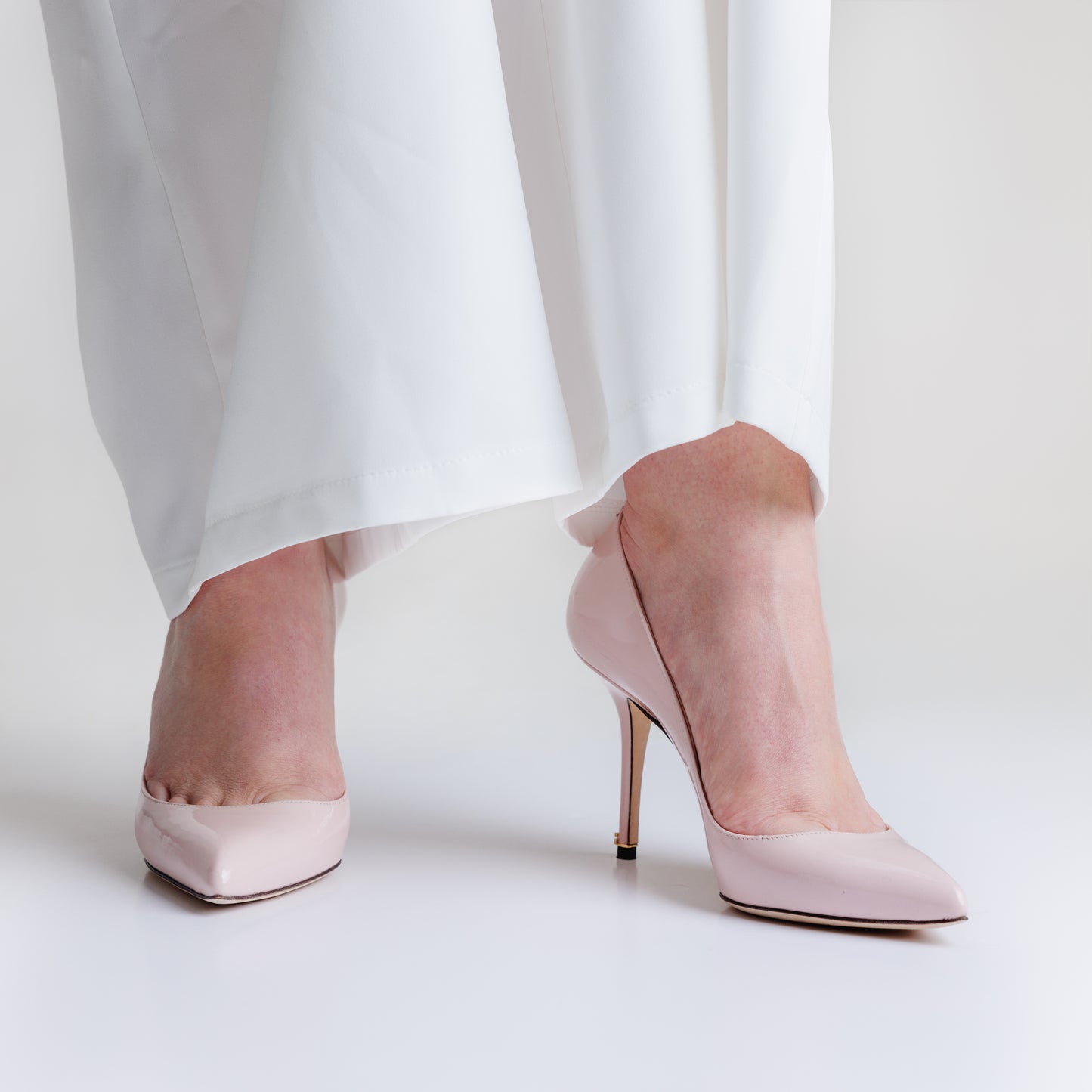 Elegant hvit jumpsuit – Stil, komfort og selvtillit