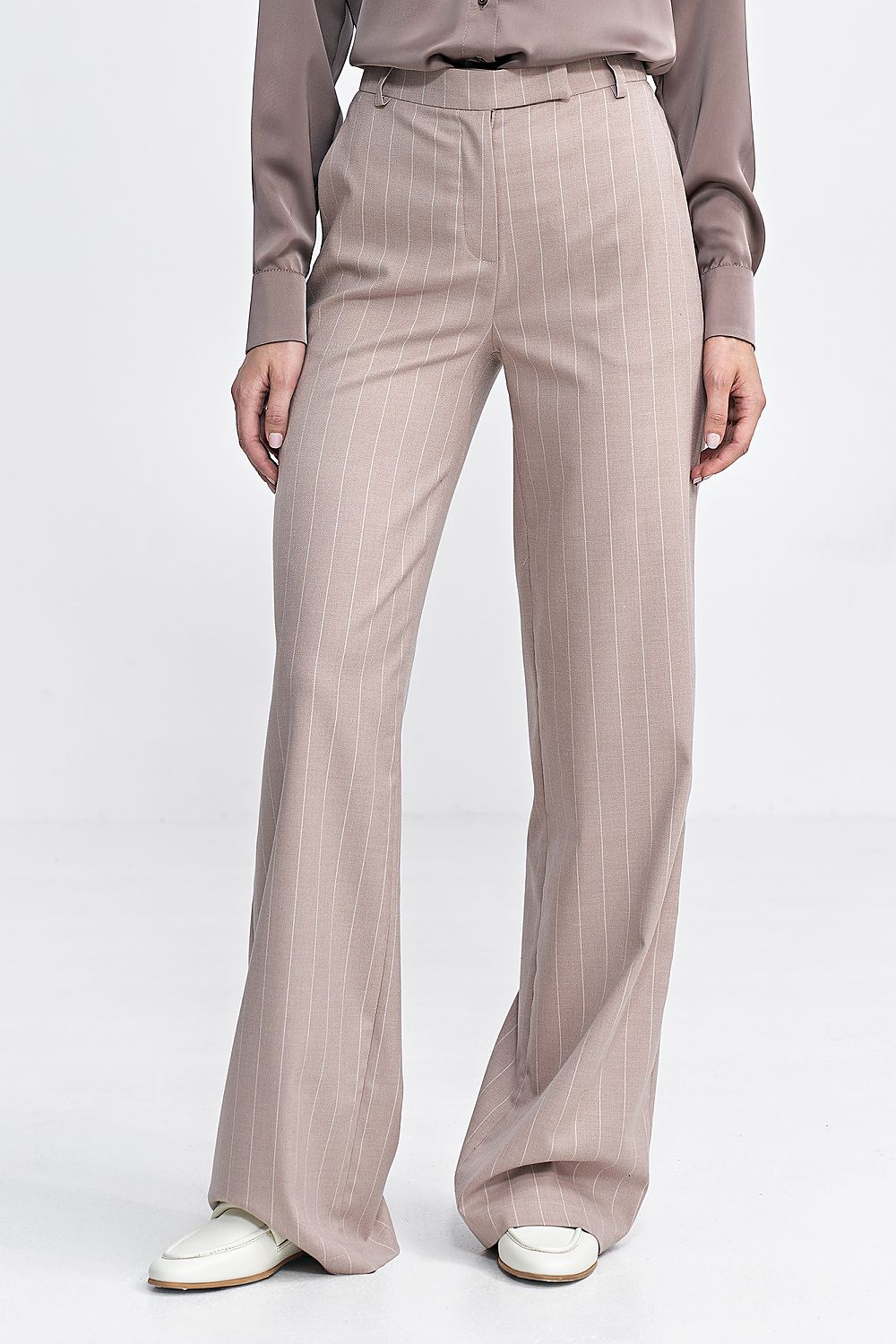  Trousers model 199717 Nife 