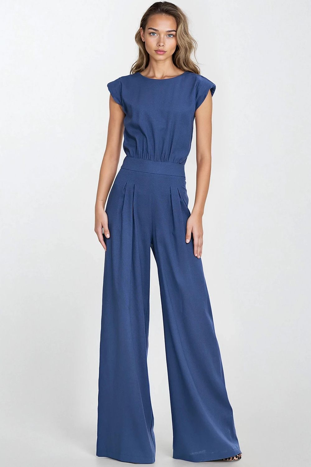  Suit model 213980 Nife 