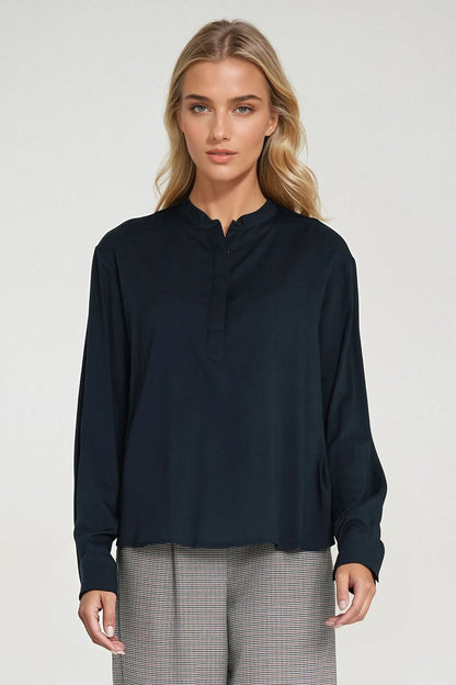  Blouse model 219775 Nife 