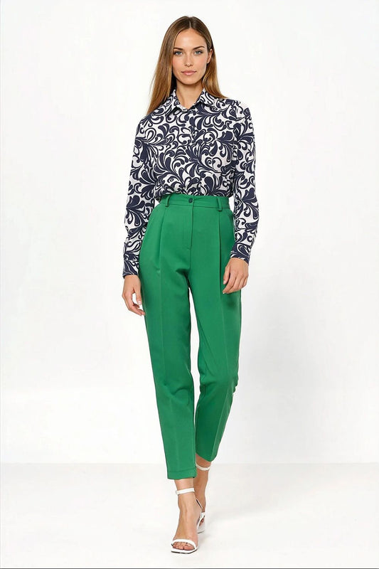 Women trousers model 221732 Nife 